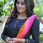 Poorna-latest-glamorous-photos-010